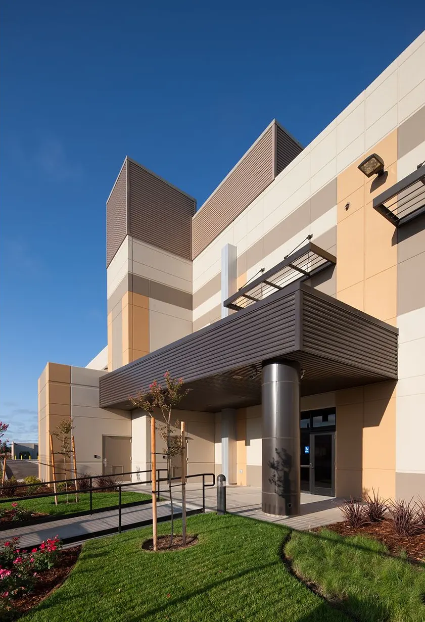 DEMA Building McCellan AFB, Sacramento, CA. Borges Architectural Group | photograph by Ed Asmus
