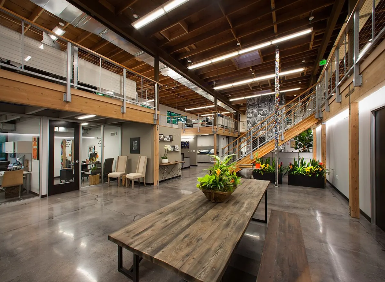 Corporate Interiors, Sacramento,, CA. GRA Architects | photograph by Ed Asmus