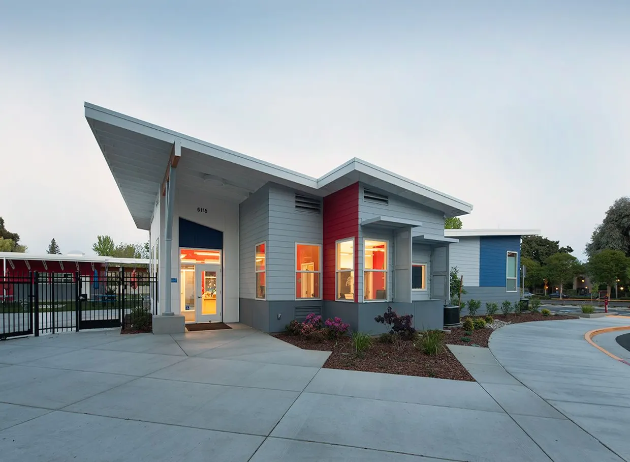 Brookfield School, Sacramento, CA. Mogavero Architects | photograph by Ed Asmus