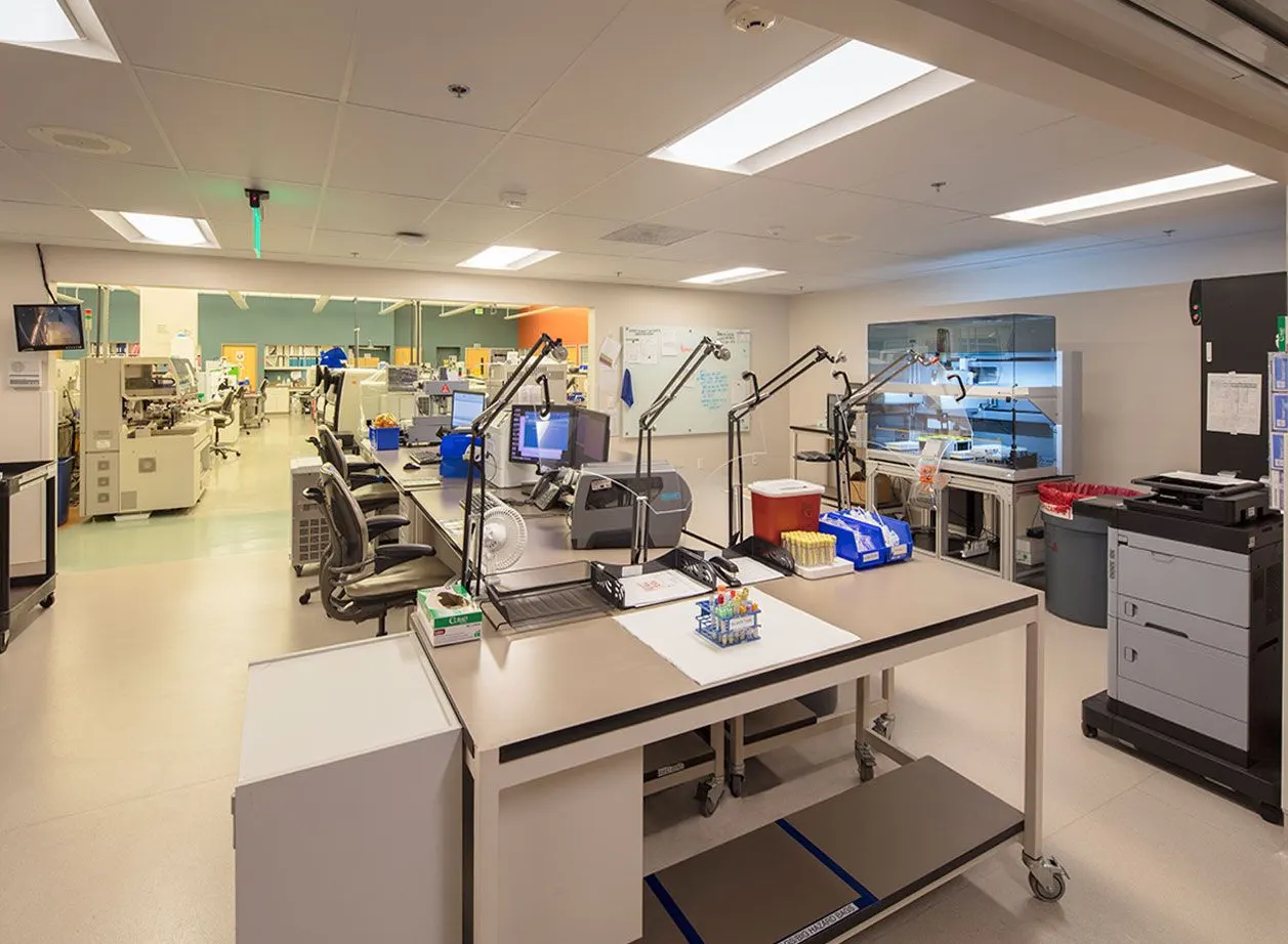 Livermore Expansion Lab, Livermore, CA. Whiting -Turner & HGA Architects | photograph by Ed Asmus