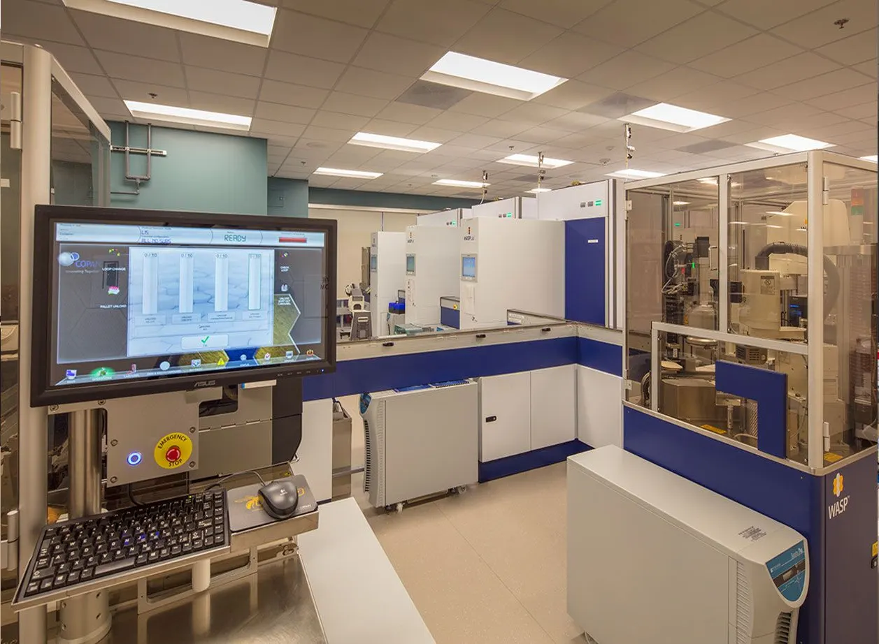 Livermore Expansion Lab, Livermore, CA. Whiting -Turner & HGA Architects | photograph by Ed Asmus