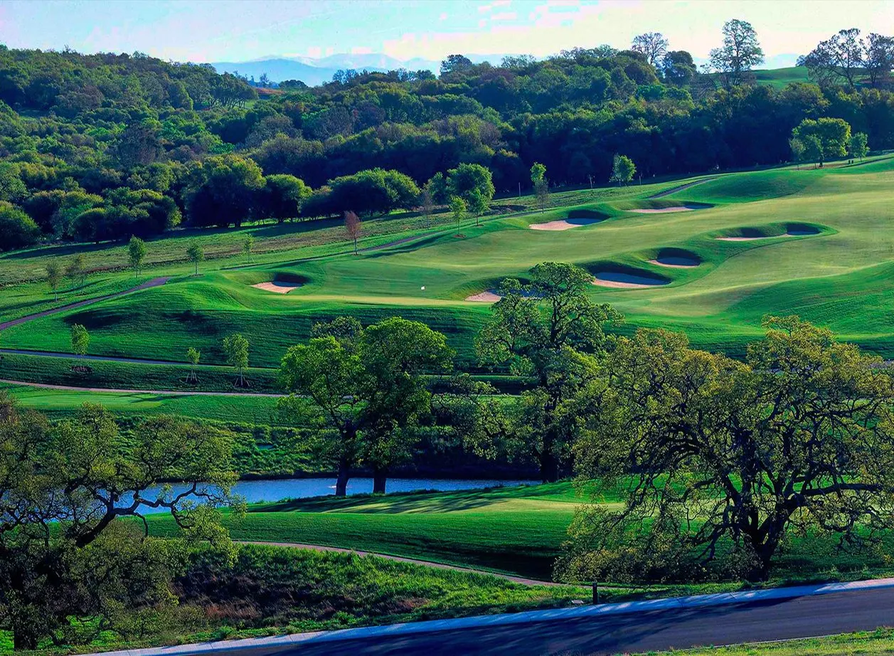Serrano Country Club, El Dorado Hills, CA. Parker Development Company | photograph by Ed Asmus