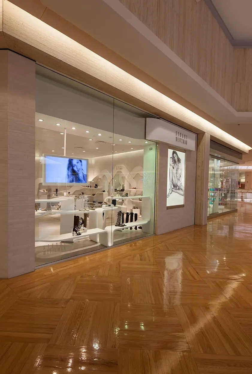 Northbrook Mall, Chicago, IL | photograph by Ed Asmus