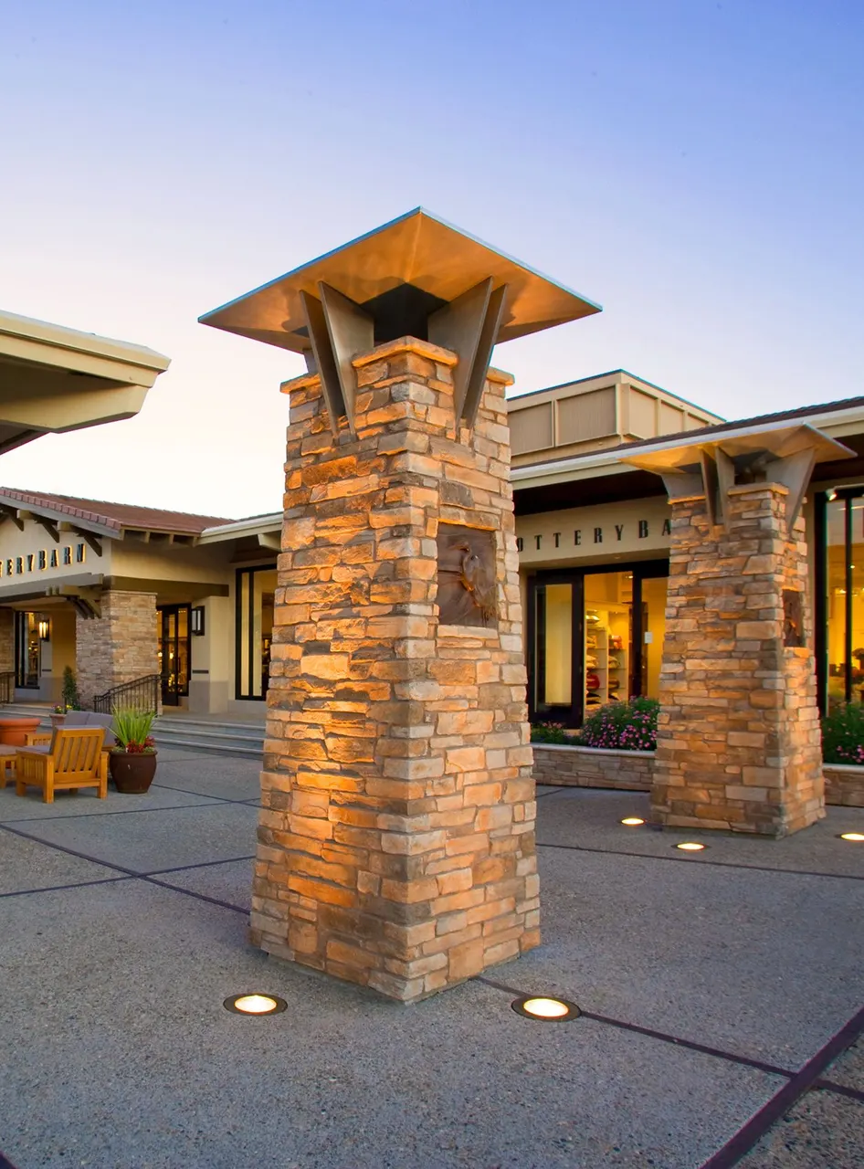 Del Monte Retail Center, Montery, CA. Lapin Consulting | photograph by Ed Asmus
