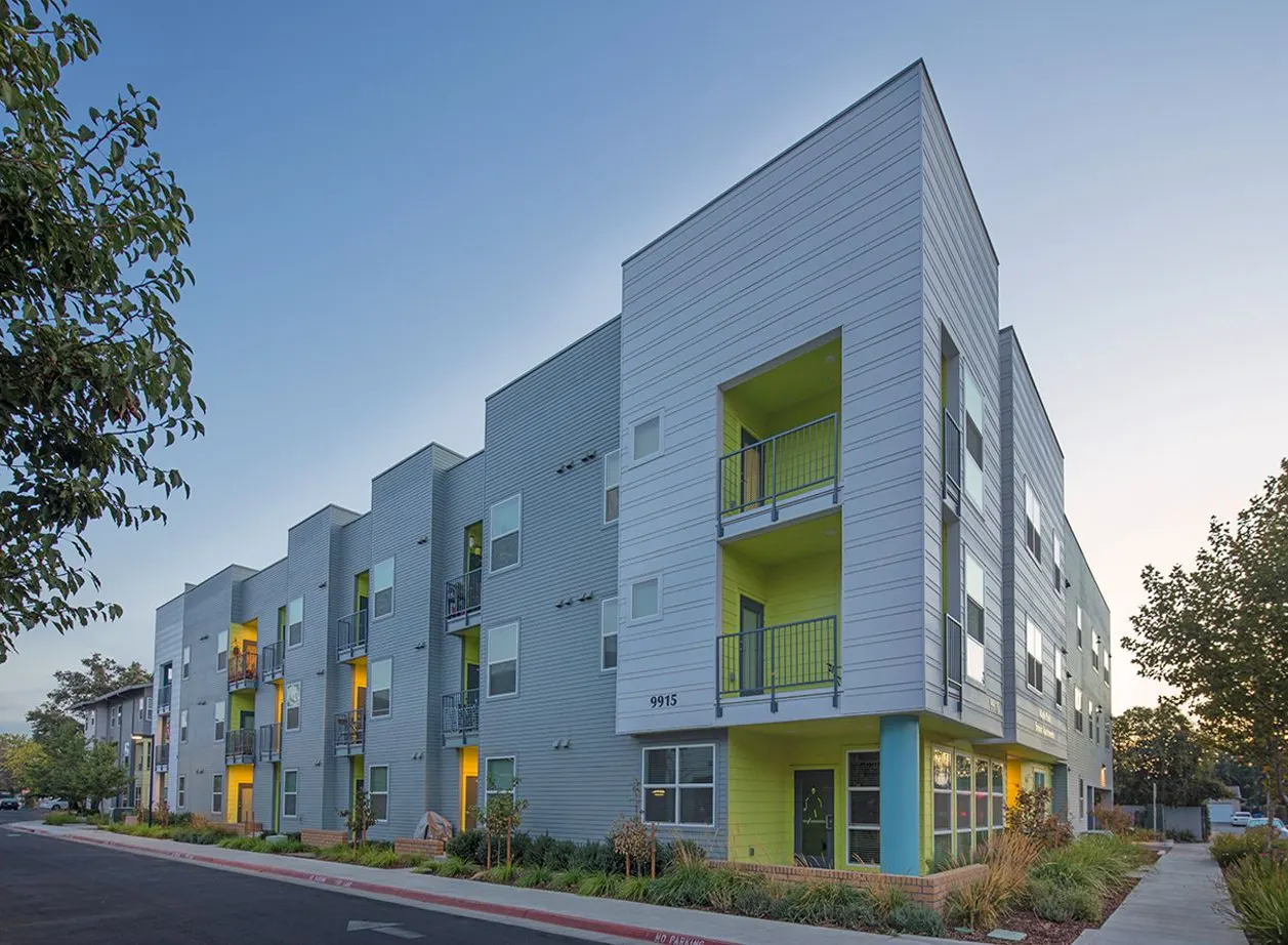 Maple Park, Live Oak, CA. Mogavero Architects | photograph by Ed Asmus