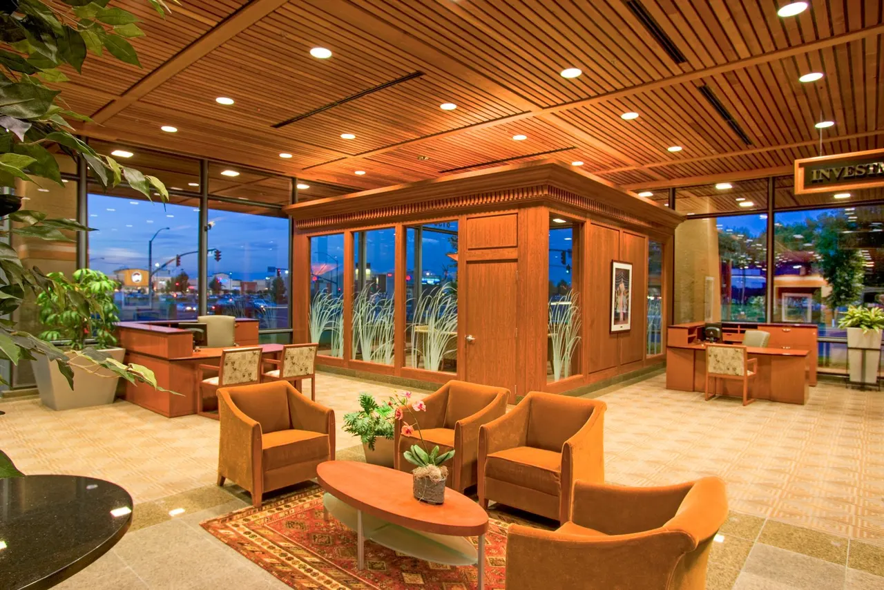 Bank of Stockton, Elk  Grove Branch, Elk Grove, CA. Camille Horton Design | photograph by Ed Asmus