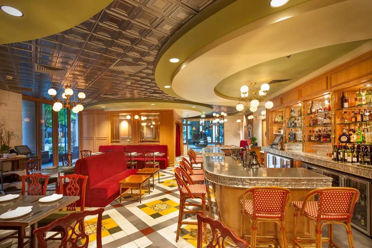 Brasserie Capitale, Sacramento, CA Design Tech | photograph by Ed Asmus