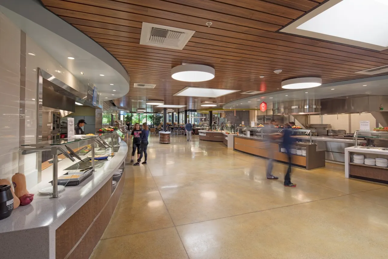 Sacramento State Dining Commons, Sacramento, CA | photograph by Ed Asmus