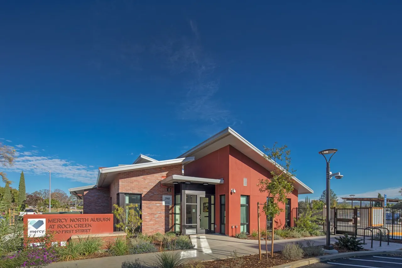 Mercy North Auburn at Rock Creek, CA.  Mogavero Architects & Broward Builders | photograph by Ed Asmus