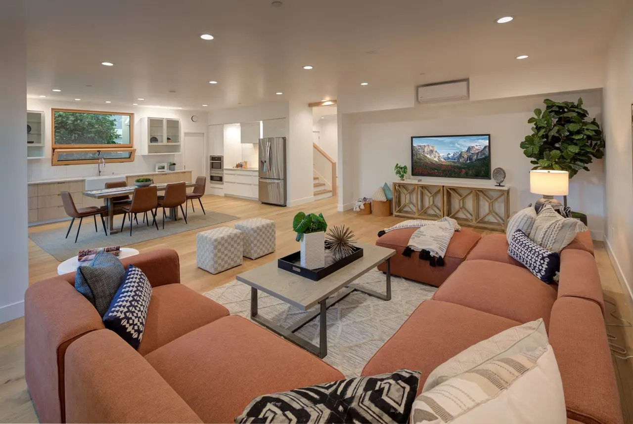 Private Residence, Sacramento, CA. Goodspace Builders | photograph by Ed Asmus