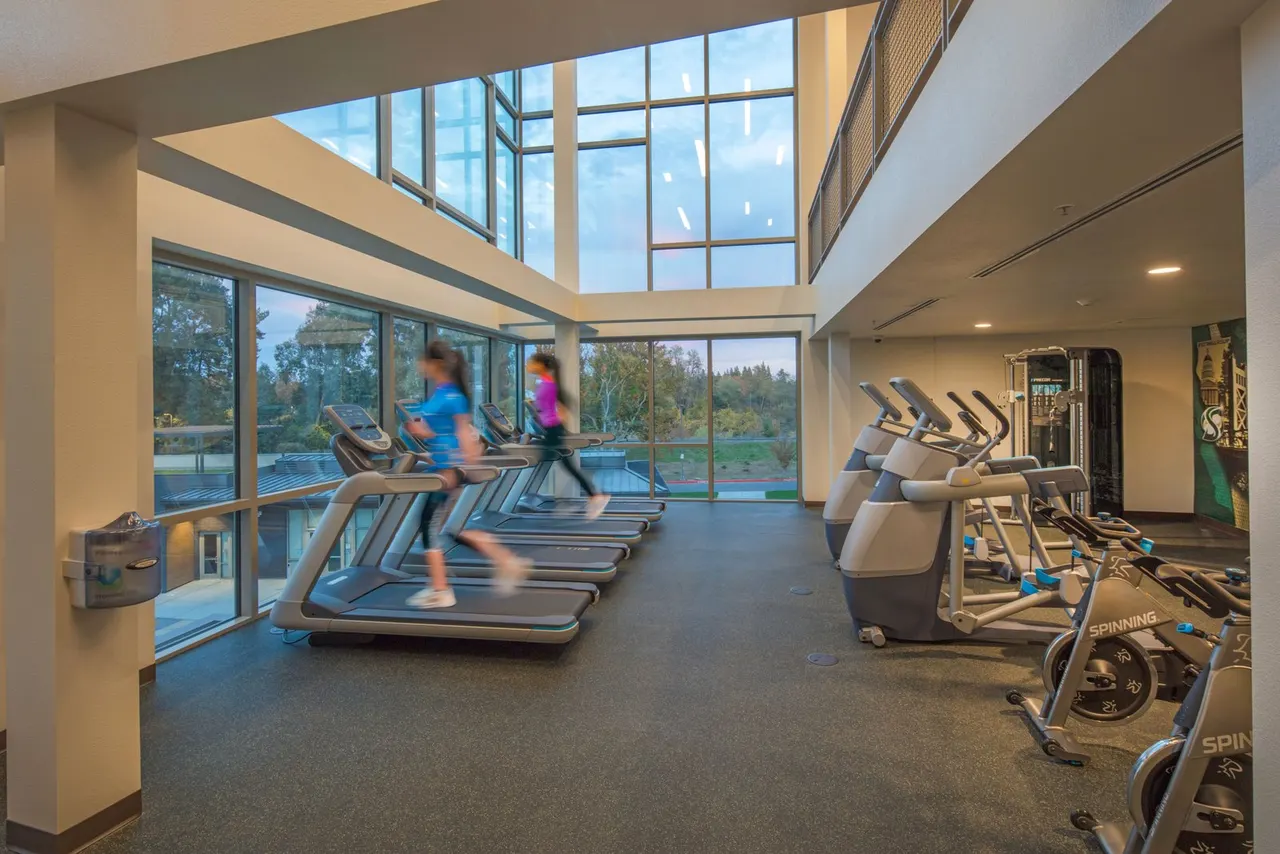 Sacramento State Riverview Residence Hall, Sacramento, CA | photograph by Ed Asmus