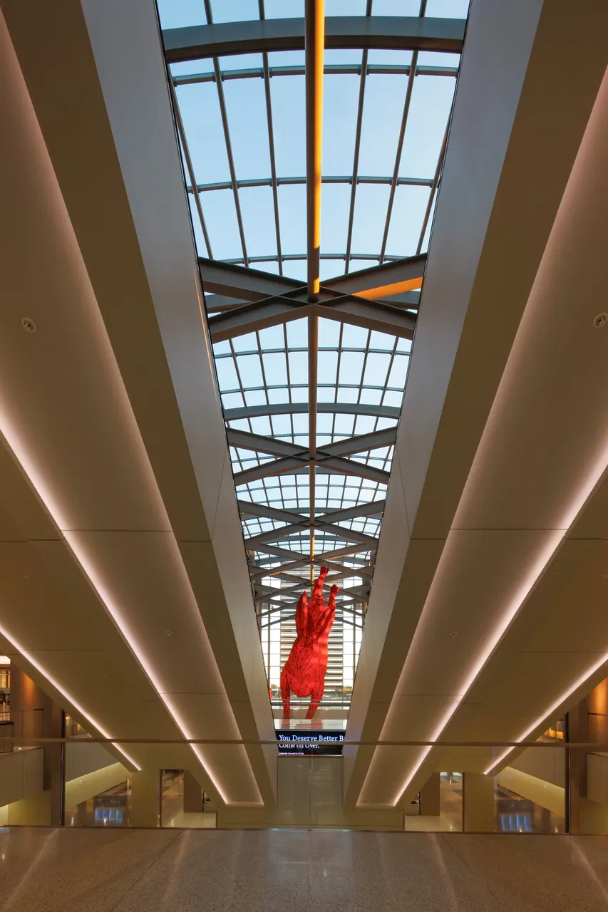 Sacramento International Airport, Sacramento, CA | photograph by Ed Asmus