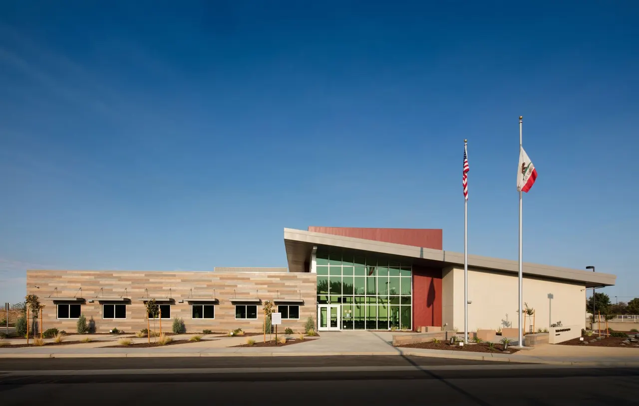 Stanislaus Day Reporting Center, Modesto, CA | photograph by Ed Asmus