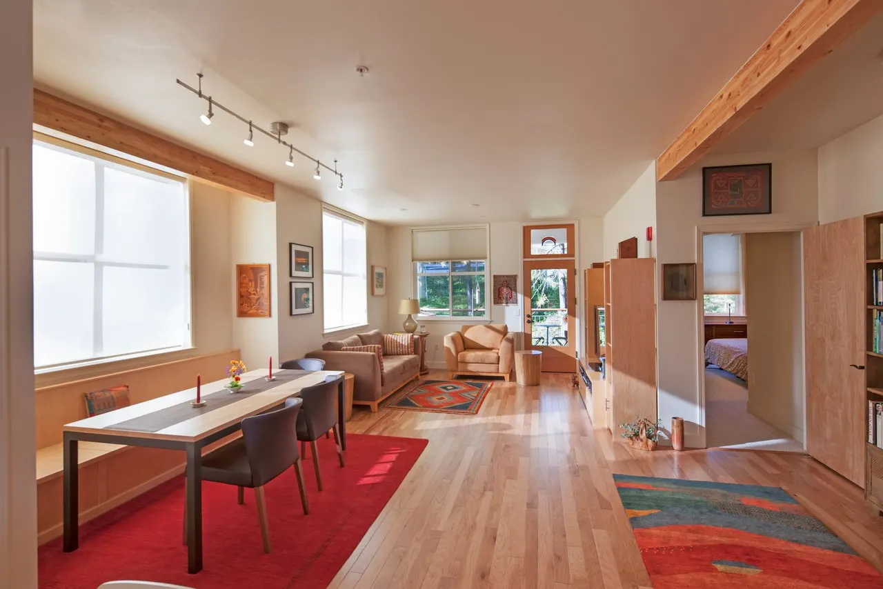 Wolf Creek, Co-Housing, Grass Valley, CA. McCamant & Durrett Architects | photograph by Ed Asmus