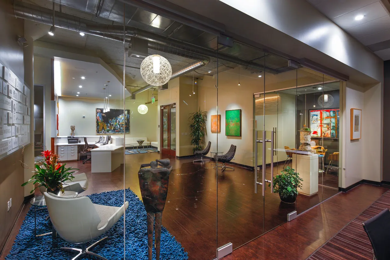 Runyon Saltzman Sacramento, CA. Borges Architectural Group | photograph by Ed Asmus