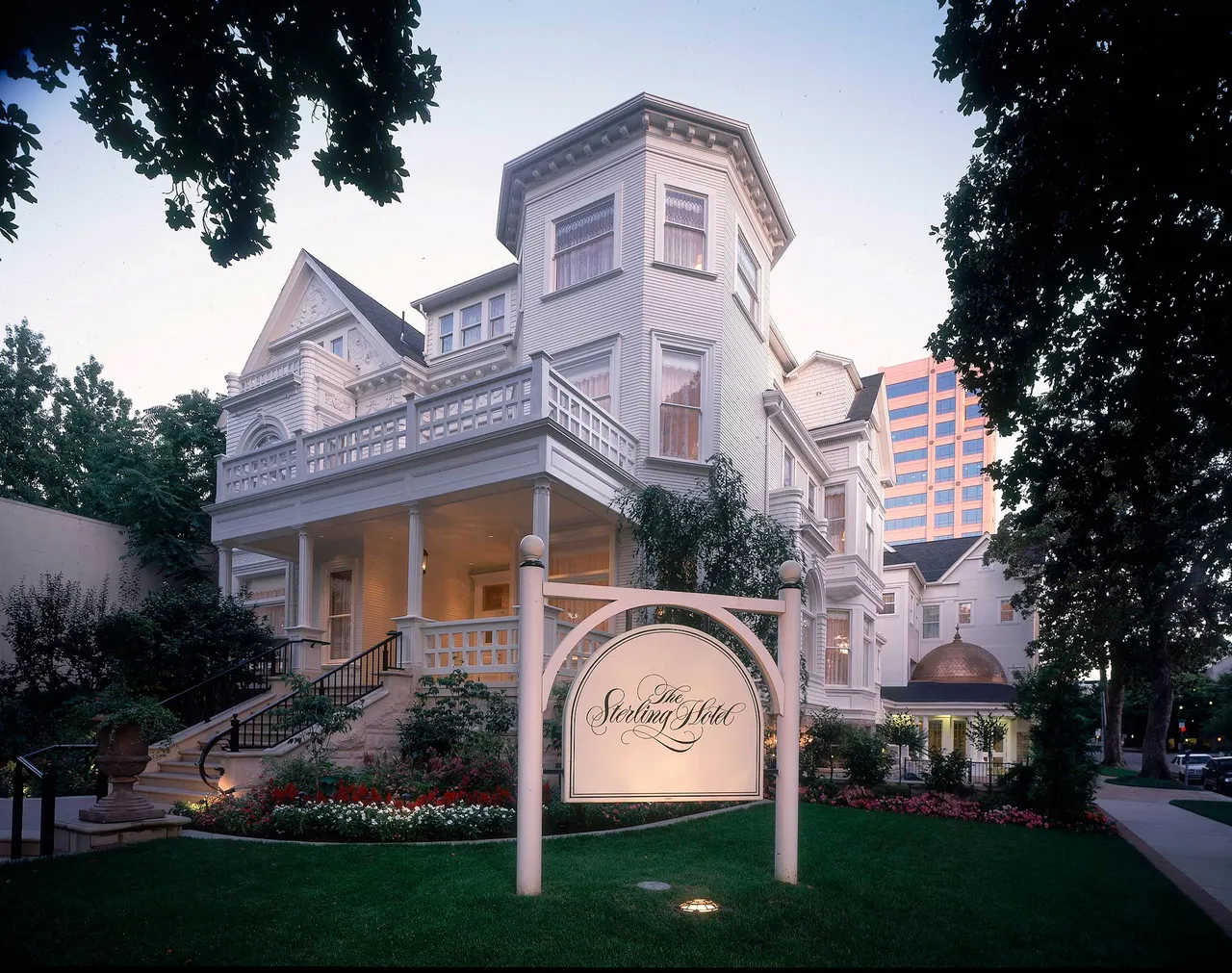 Sterling Hotel, Sacramento, CA | photograph by Ed Asmus
