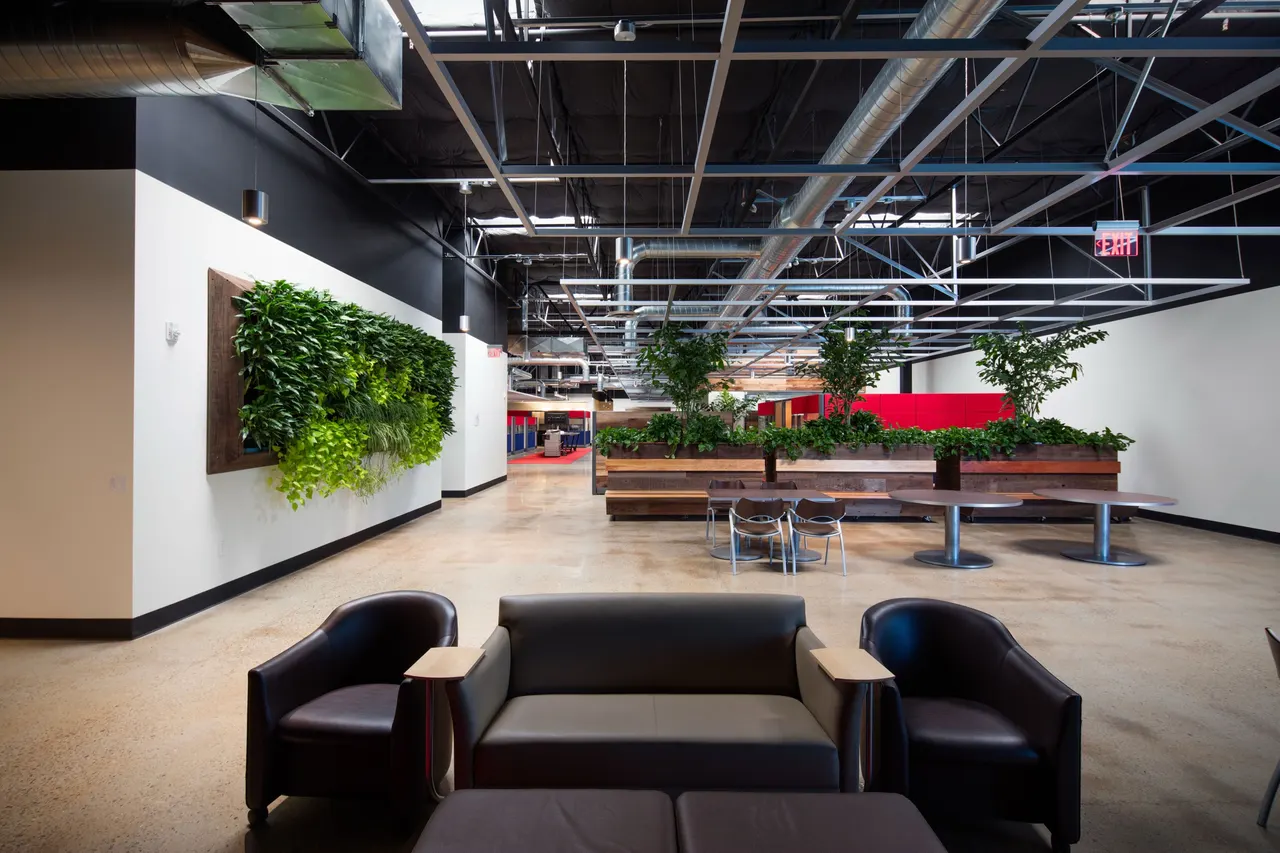 Corporate Interiors, Stockton, CA. LDA Partners | photograph by Ed Asmus