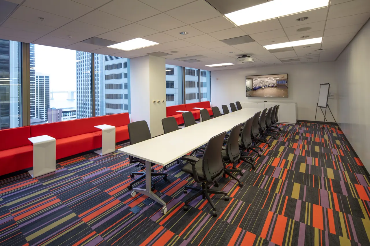 Corporate Interiors San Francisco, CA. Whiting Turner Construction | photograph by Ed Asmus