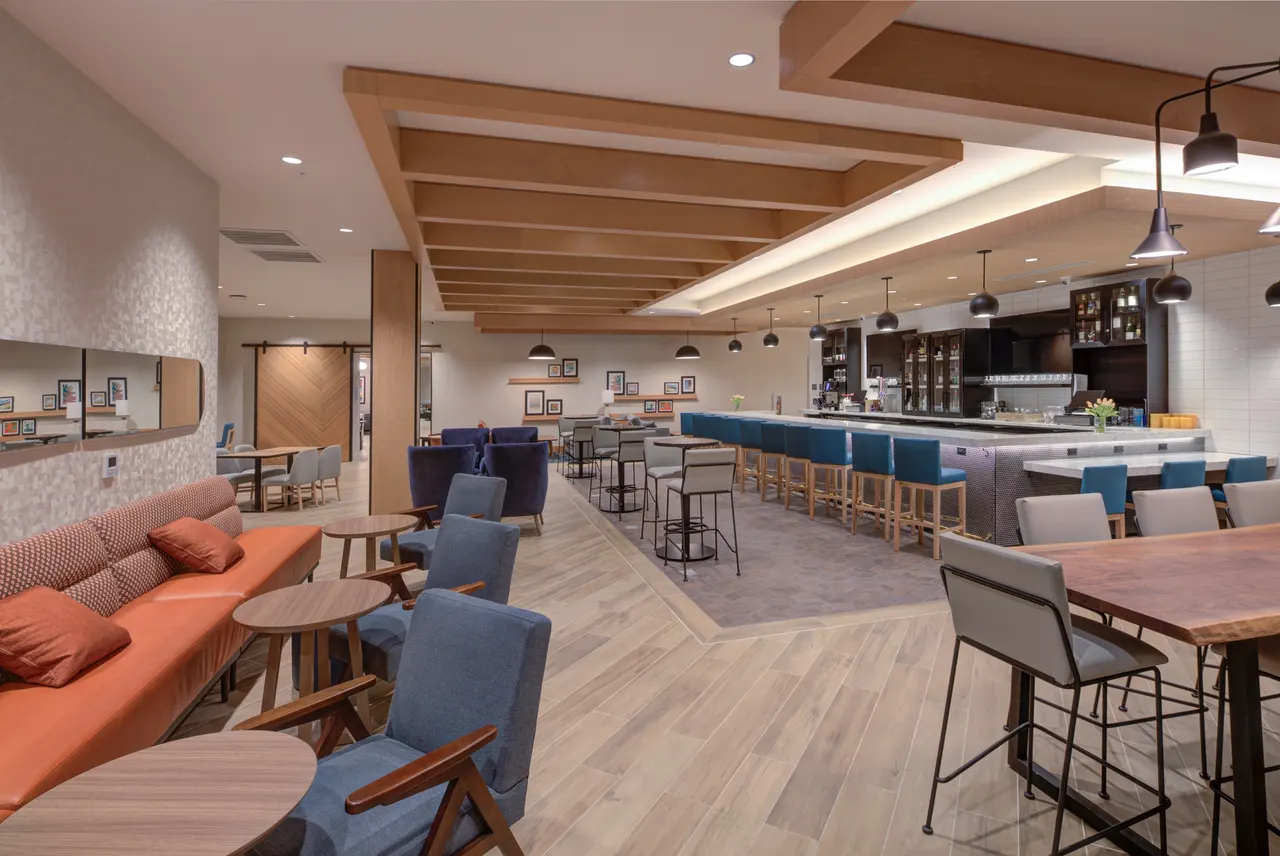 Hyatt House Sacramento Airport, Sacramento, CA  HRGA Architects | photograph by Ed Asmus