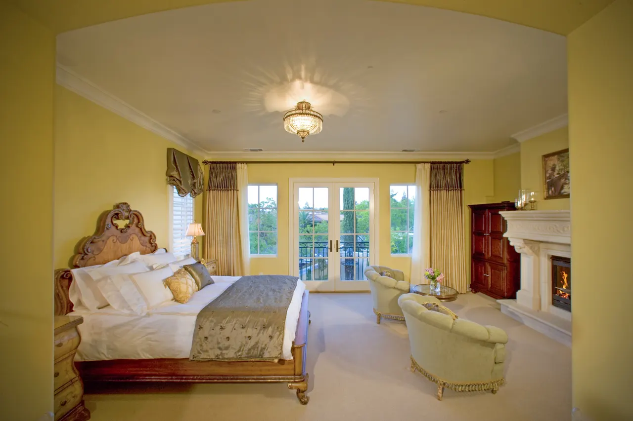 Arden Hills Country Club, Sacramento, CA | photograph by Ed Asmus