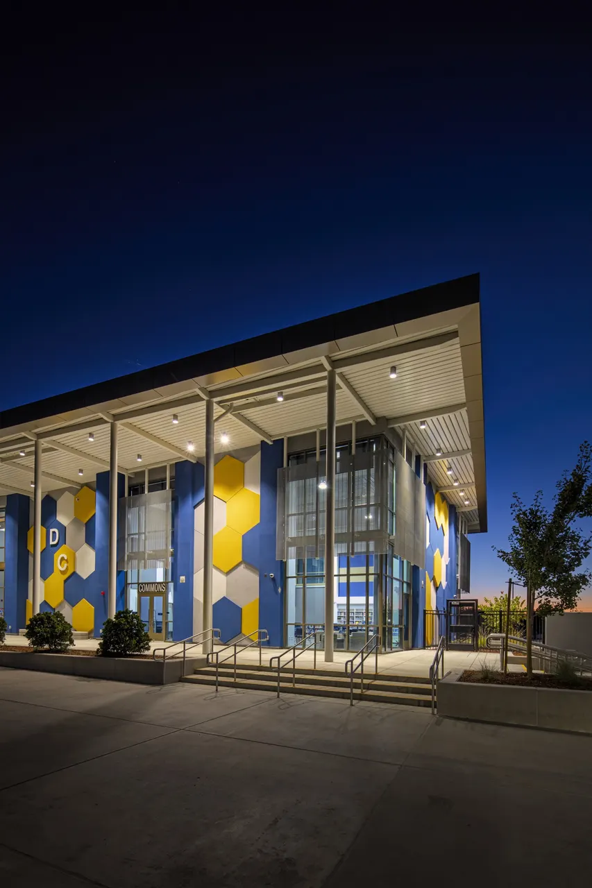 Del Campo Tech & Science Center, Sacramento, CA | photograph by Ed Asmus