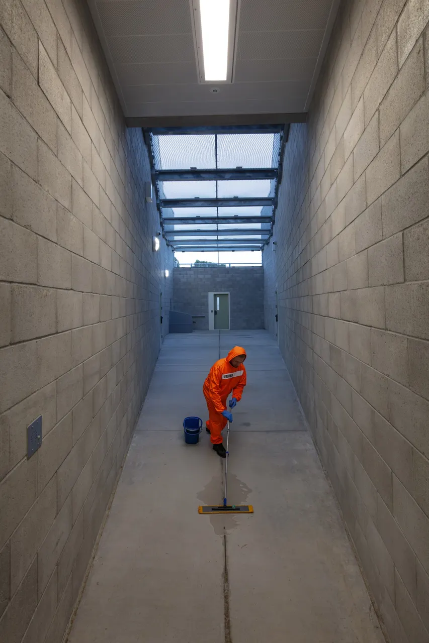 Mendocino County Jail, Ukiah, CA | photograph by Ed Asmus