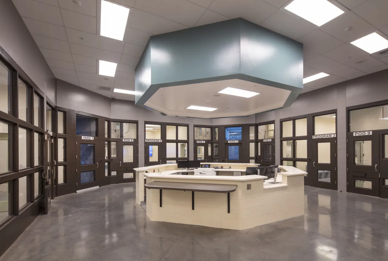 Mendocino County Jail, Ukiah, CA | photograph by Ed Asmus