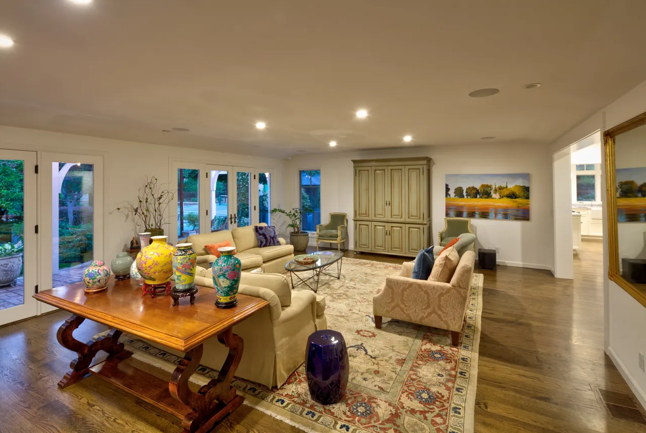 Private Residence, Sacramento, CA | photograph by Ed Asmus
