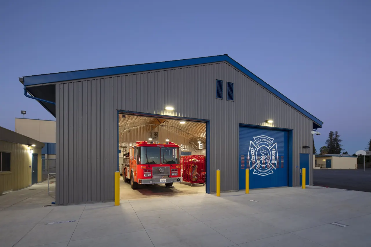 Valley High School Fire Academy, Sacramento, CA | photograph by Ed Asmus